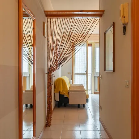 Interno 18 * Clusane